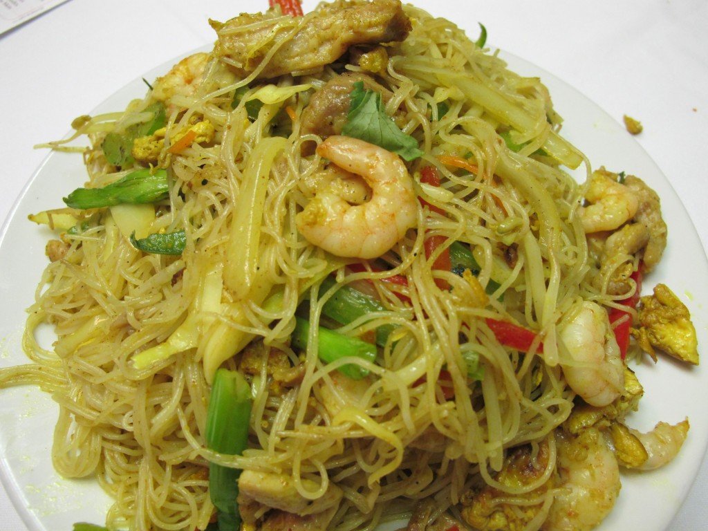 Singapore Rice Noodle (Chicken & Shrimp)