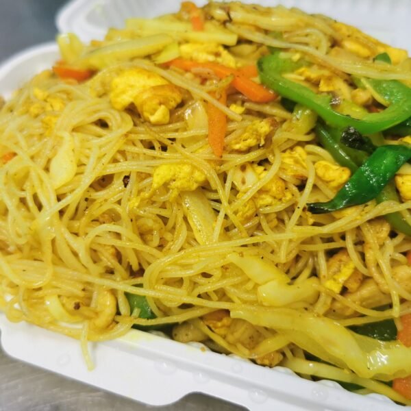 Chicken Or Vegetable Singapore Noodles